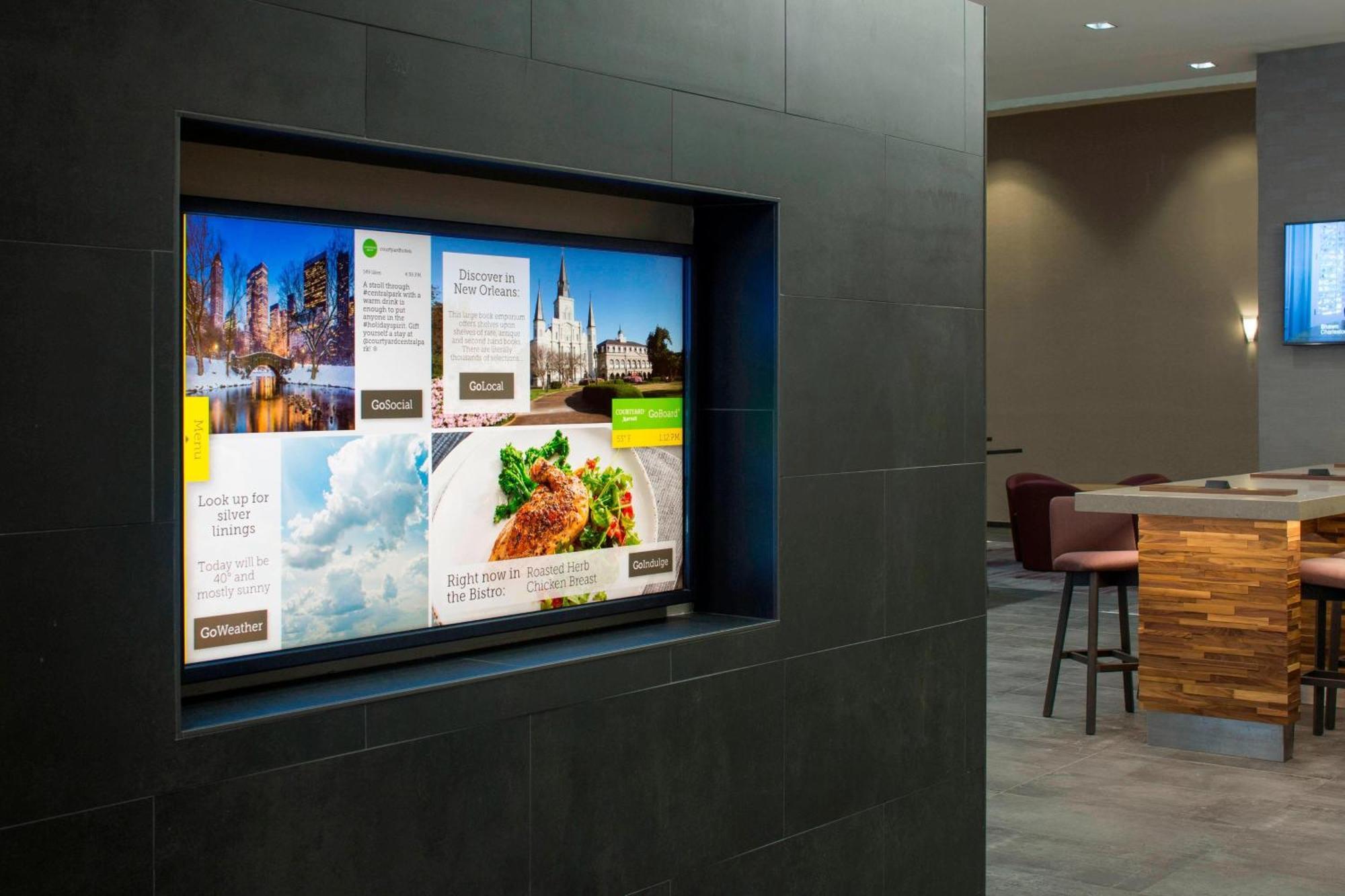 Courtyard By Marriott New Orleans Downtown Near The French Quarter Hotel Exterior photo
